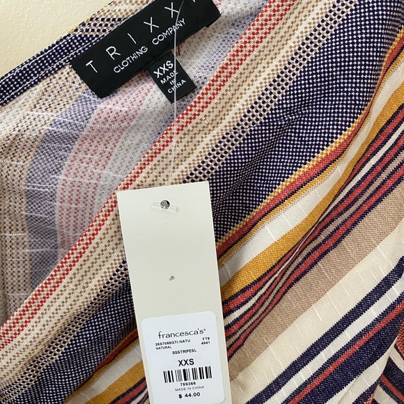 Francesca’s Striped Romper - Picture 6 of 6